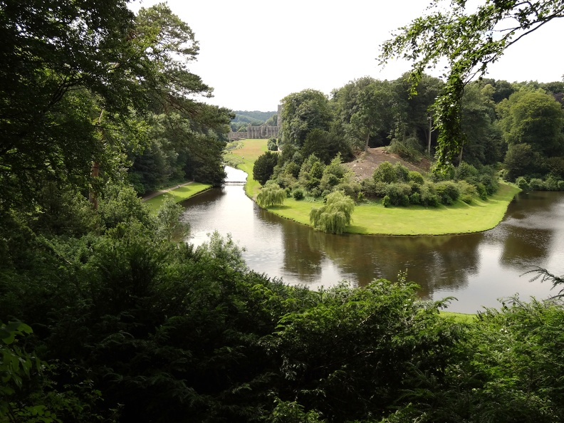 Fountains-Abbey-41